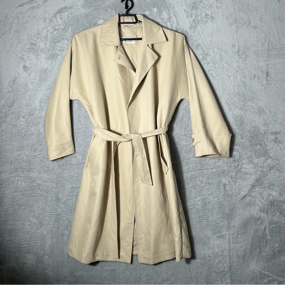 MaxMara Trench Coat Womens Size 8 Beige Belted Classic Staple Luxury Jacket - Picture 1 of 14